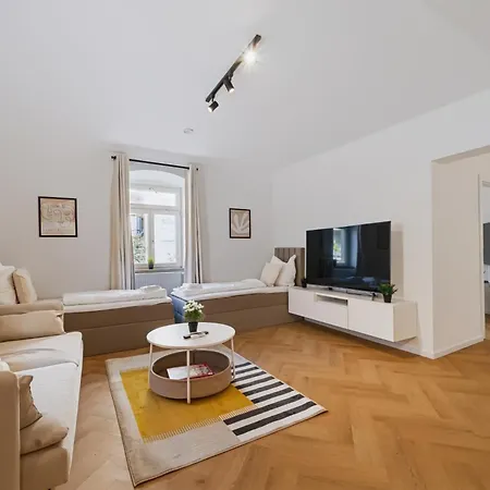 Malu - Premium Im Zentrum - Klima - 24h Check-in - Smart Tv - Saniert Und Modern