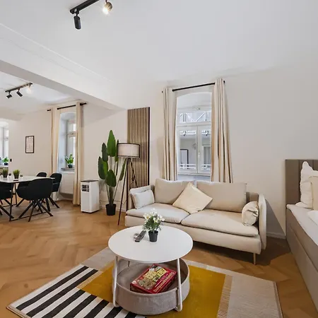 Malu - Premium Im Zentrum - Klima - 24h Check-in - Smart Tv - Saniert Und Modern * Ludwigsburg