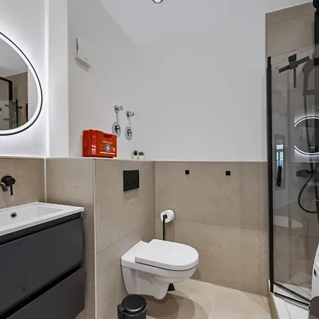 Malu - Premium Im Zentrum - Klima - 24h Check-in - Smart Tv - Saniert Und Modern Apartamento