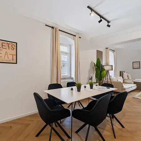Apartamento Malu - Premium Im Zentrum - Klima - 24h Check-in - Smart Tv - Saniert Und Modern